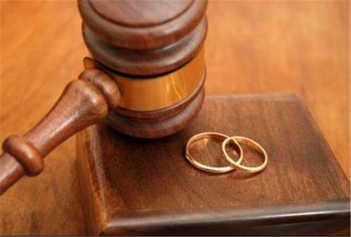 ثبت درخواست طلاق ۱۱۰ هزار زوج در سامانه تصمیم