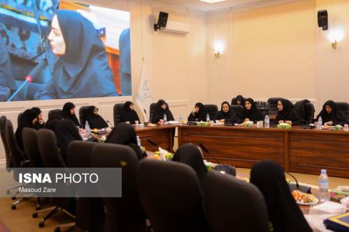 خانواده های موثر را در آینده معرفی خواهیم کرد