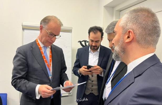 افغانستان سازنده عمده شیشه