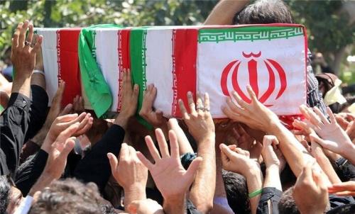 دیدار نماینده ولی فقیه در بنیاد شهید با خانواده شهید شاه نظری