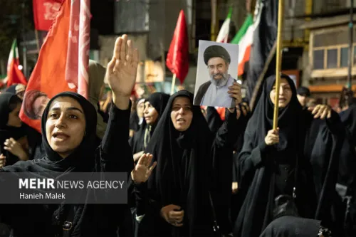 زن ایرانی قدرتی که در میدان ظهور کرد اما روایت نشد