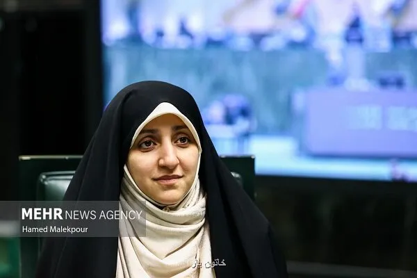 صدور گواهینامه موتورسیکلت برای زنان بزودی شروع می شود
