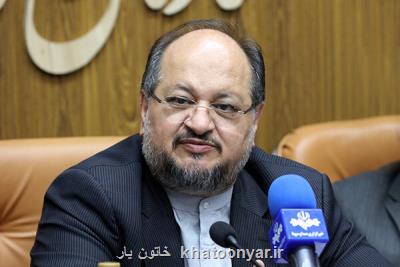 گلایه شریعتمداری از فساد در صدور مجوز دفاتر پیشخوان و بخشنامه های تأمین اجتماعی