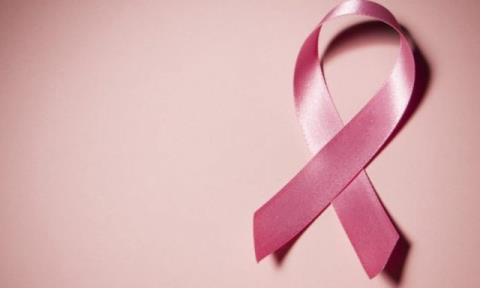 كدام عوامل خطر مبتلا شدن به سرطان پستان را افزایش می دهد؟